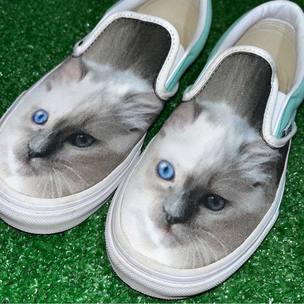 VANS CUSTOMS Cat with Blue Eyes UNISEX Men’s 4.5 Women’s 6